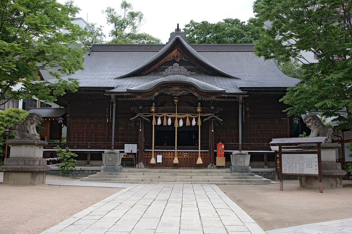 四柱神社の写真