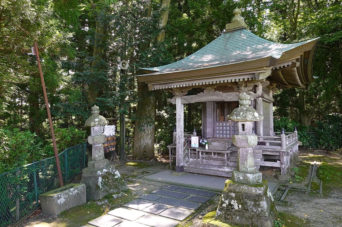 高館義経堂の写真