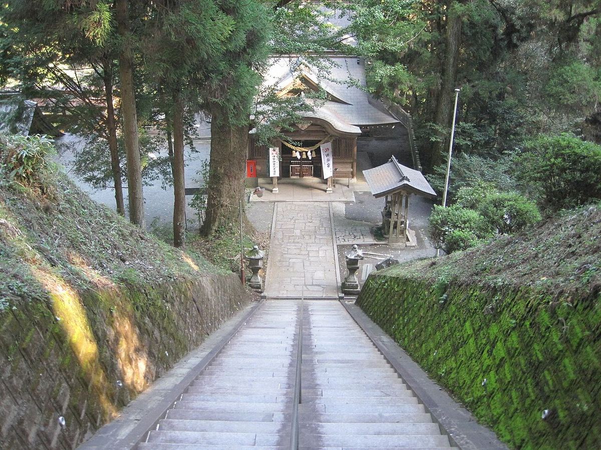 草部吉見神社の写真