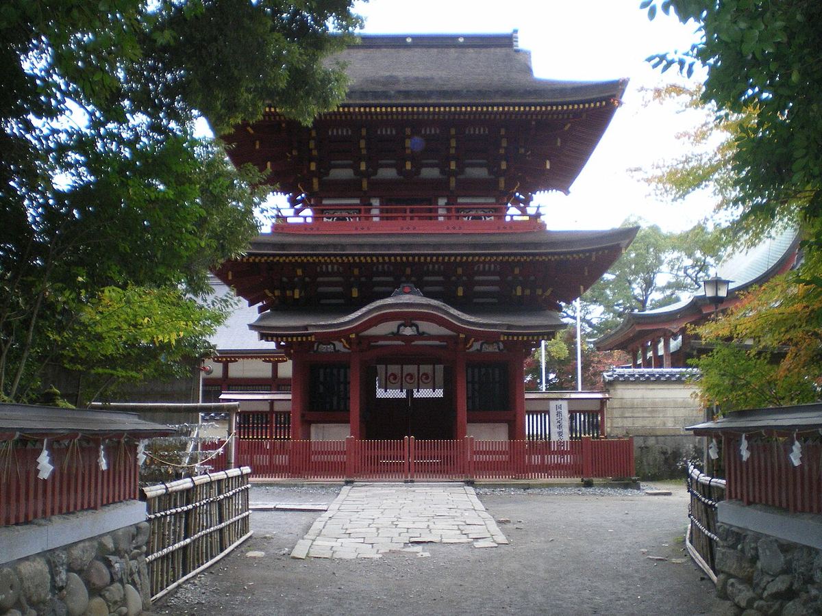 薦神社の写真