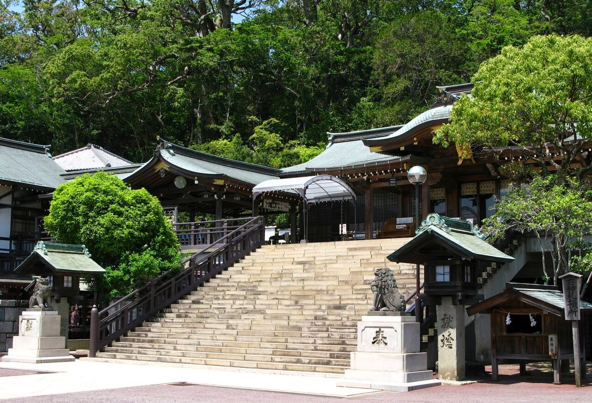 鎮西大社諏訪神社の写真