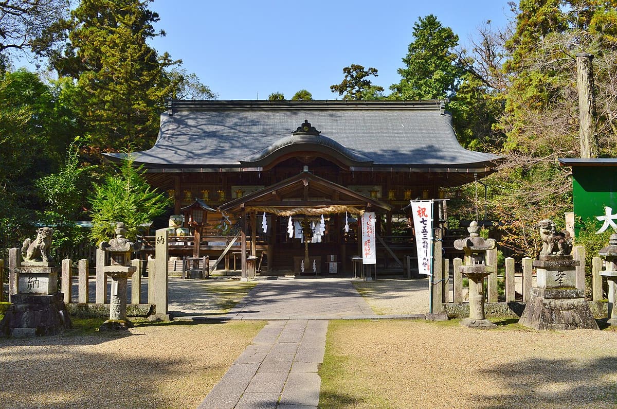 大和神社の写真